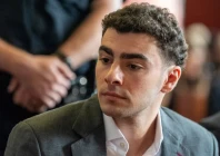 luigi mangione attends a pre trial appearance at manhattan criminal court in new york city us august 11 2026 photo reuters