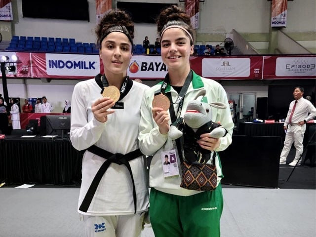 pakistani twin sisters shine in taekwondo win gold and bronze at asian championship pakistani twin sisters shine in taekwondo win gold and bronze at asian championship