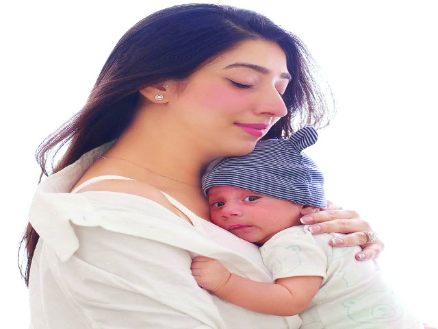 Follow your instincts, Mariyam urges mums   tribune.com.pk