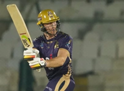 psl 8 guptill powers gladiators to victory over kings again