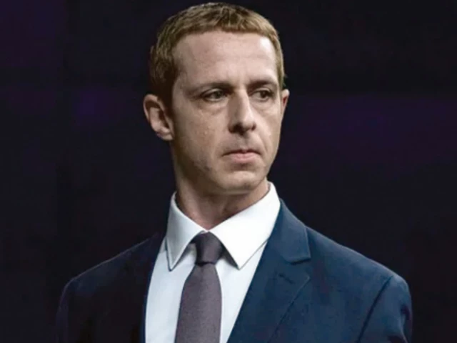 aaron sorkin takes sharp aim at mark zuckerberg aaron sorkin takes sharp aim at mark zuckerberg