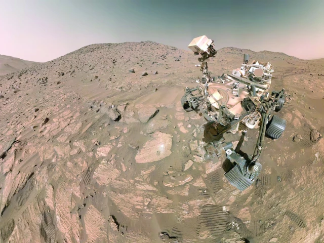 a selfie taken by nasa s perseverance mars rover released on wednesday shows a rock nicknamed cheyava falls seen to the left of the rover photo reuters a selfie taken by nasa s perseverance mars rover released on wednesday shows a rock nicknamed cheyava falls seen to the left of the rover photo reuters