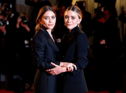 olsen twins stun in rare appearance after winning big at cfda awards