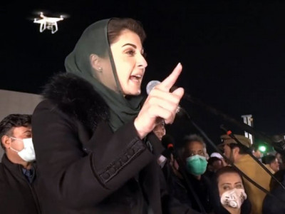 hurt by lahore rally coverage maryam takes it out on pakistani media