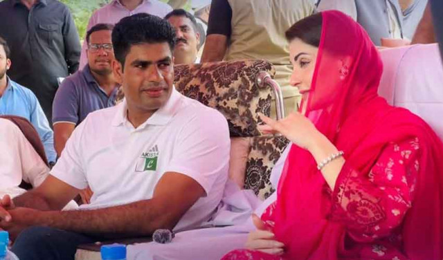 olympic champion arshad nadeem receives sedan car and rs100m from punjab cm olympic champion arshad nadeem receives sedan car and rs100m from punjab cm