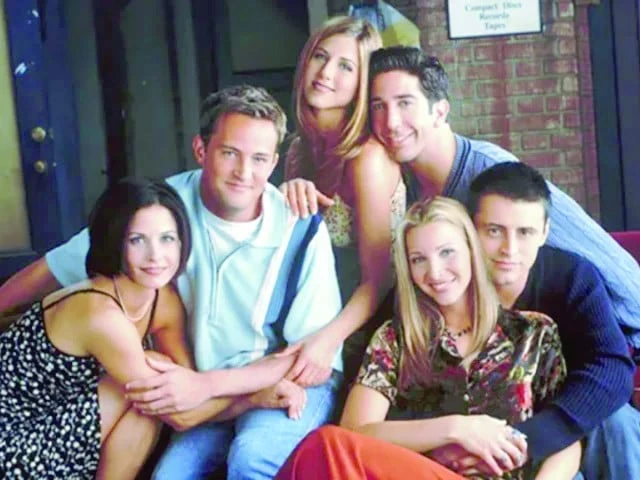 friends cast reunites to honour matthew perry in charity tribute friends cast reunites to honour matthew perry in charity tribute