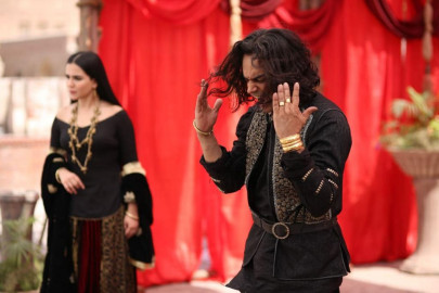 hindu far right leader threatens against release of maula jatt in india calls fawad s fans traitors