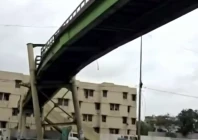 dilapidated pedestrian bridge on mauripur road