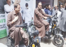 kmc launches country s first municipal fleet of electric bikes kmc launches country s first municipal fleet of electric bikes