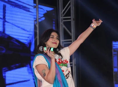 meesha shafi returns to karachi stage at world culture festival meesha shafi returns to karachi stage at world culture festival