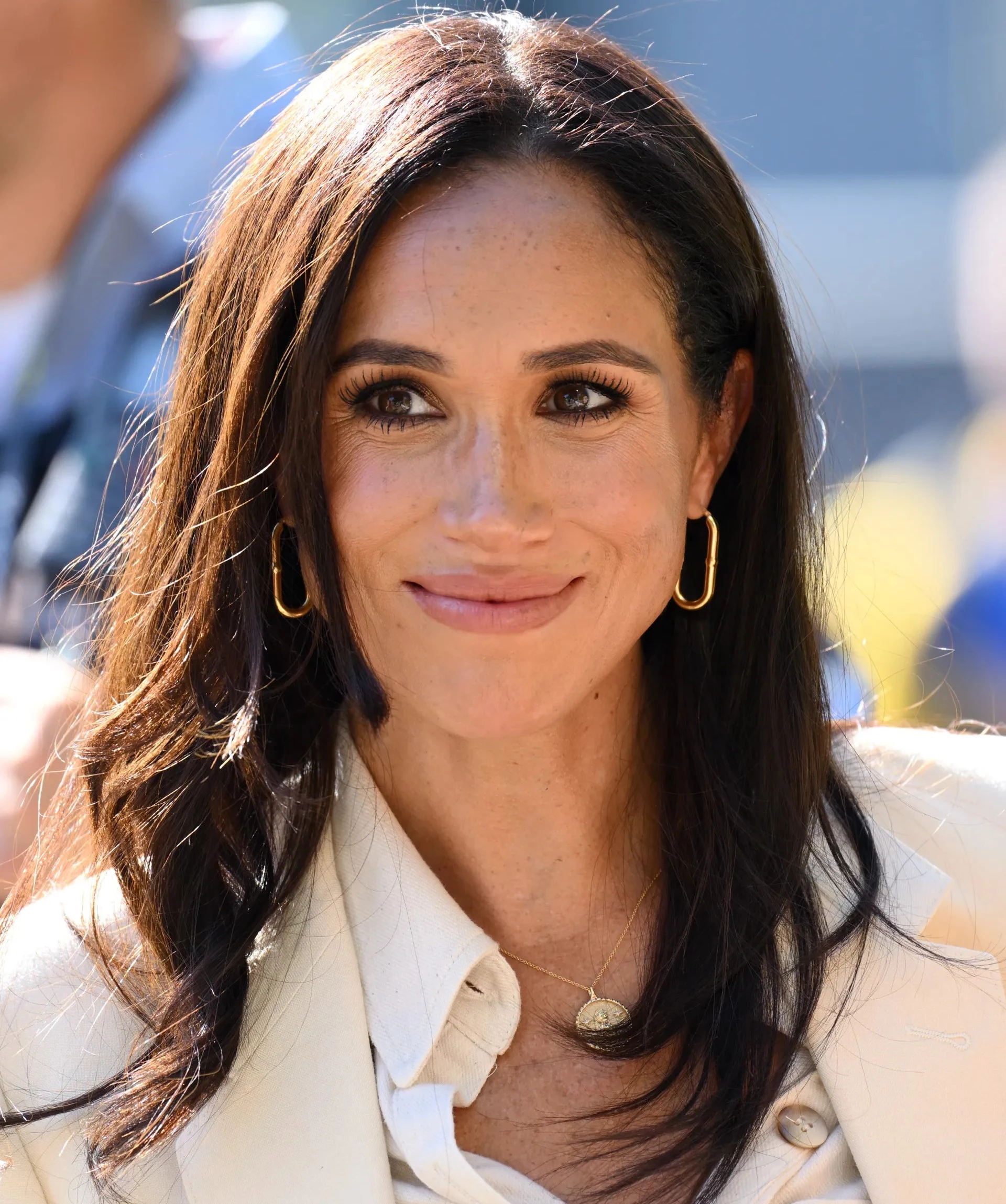meghan markle makes acting comeback in star studded amazon movie alongside lily collins and brie larson