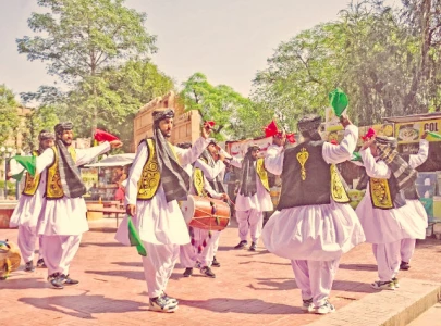 colours of pakistan set to bloom at lok mela