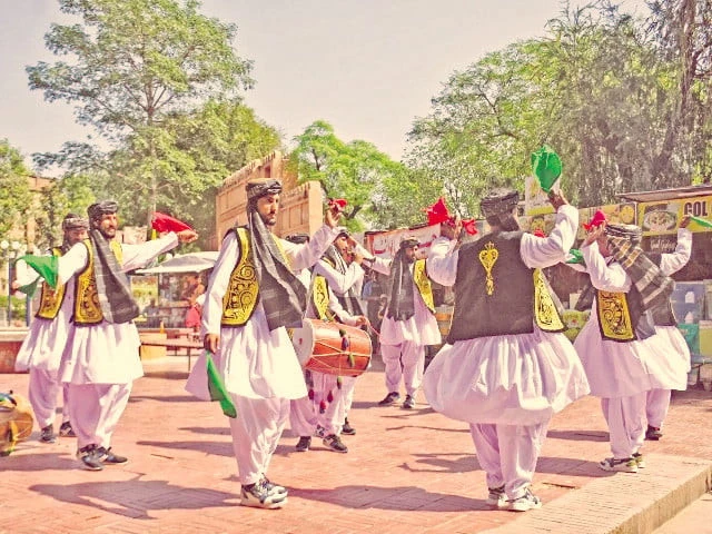 Lok Mela ends in colour, music