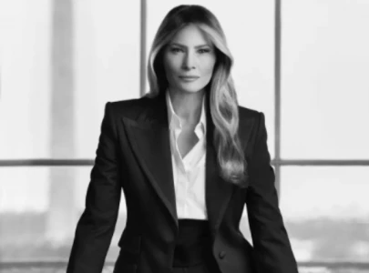 vogue mocks melania trump s white house portrait calls her a freelance magician vogue mocks melania trump s white house portrait calls her a freelance magician