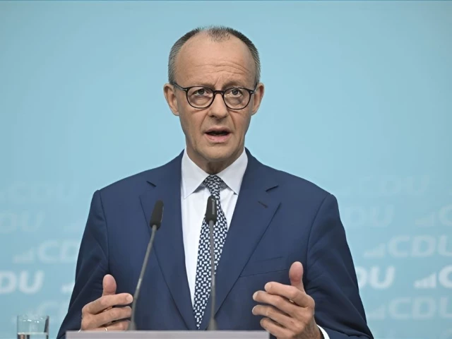 German chancellor calls for EU to become a full-fledged European defence union