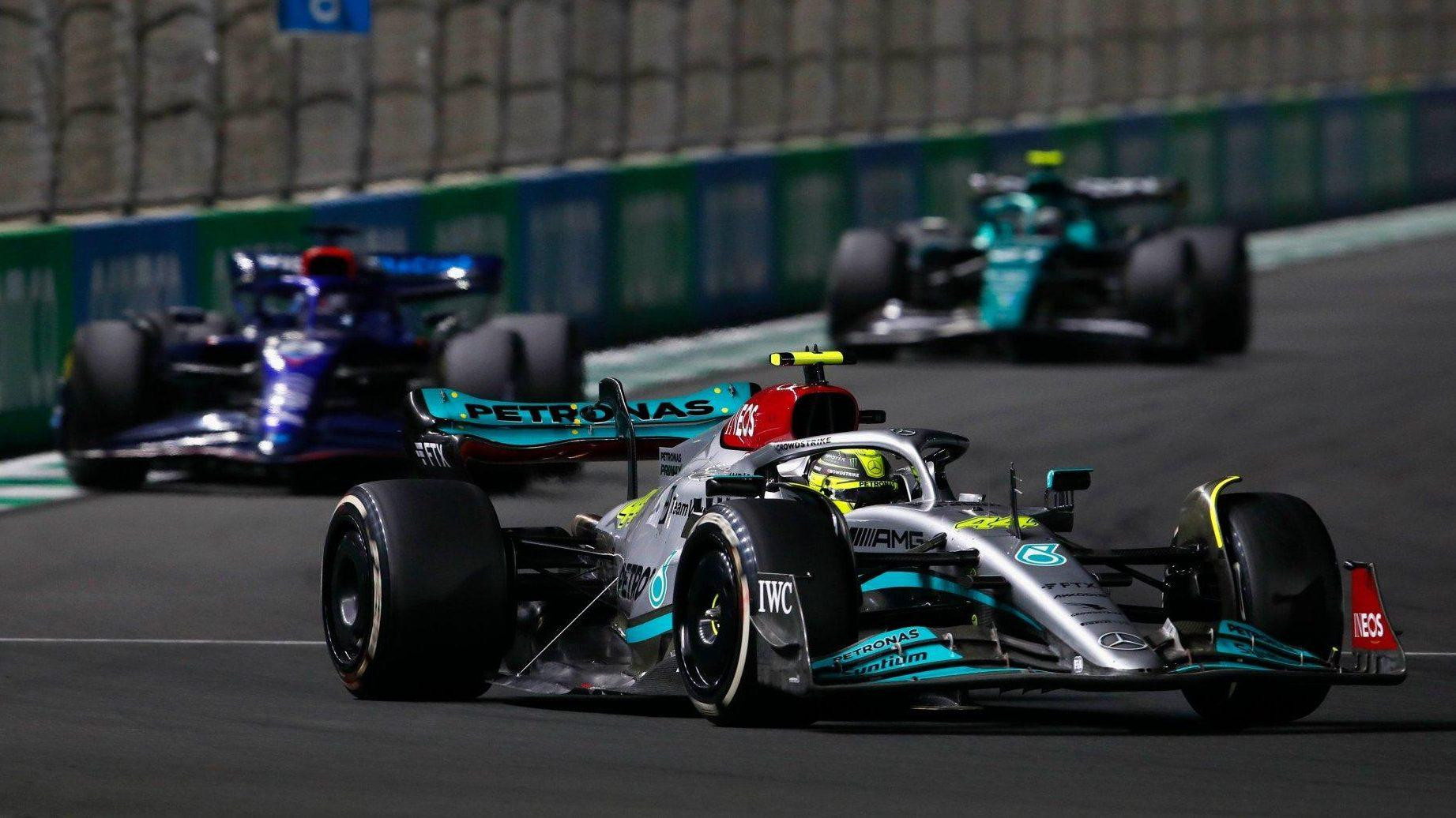 Button expects Hamilton to bounce back ‘with the right car’ | The Express Tribune