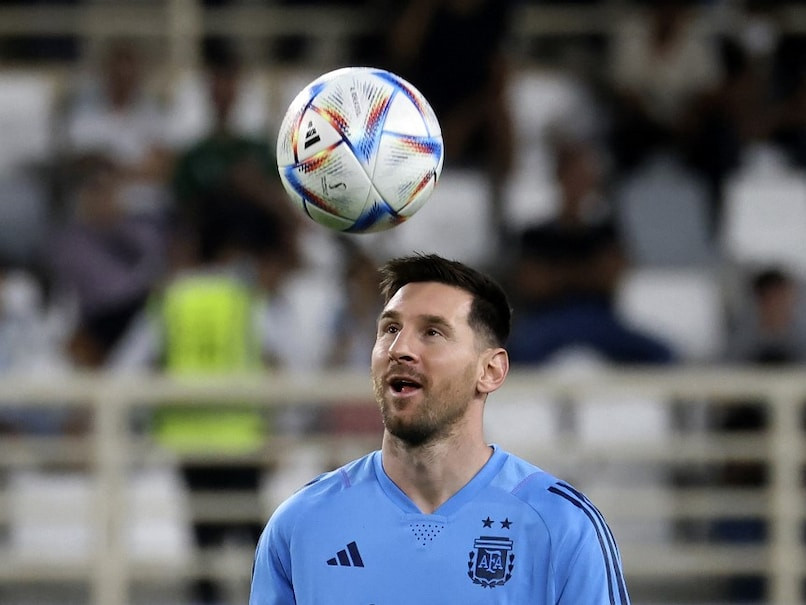 FIFA World Cup 2022: Argentina fans in Qatar give Lionel Messi noisy  backing