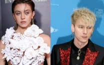 sydney sweeney spotted with mgk at las vegas beach club event sydney sweeney spotted with mgk at las vegas beach club event