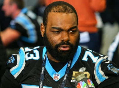michael oher says lawsuit against sean and leigh anne tuohy isn t financially motivated