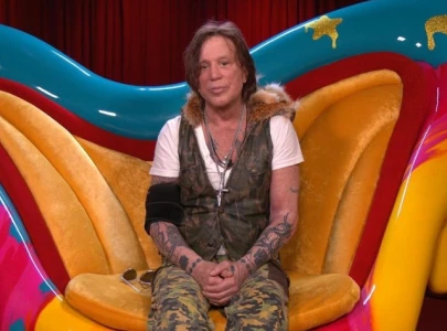 mickey rourke plans to sue itv after celebrity big brother exit