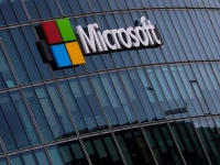a view shows a microsoft logo at microsoft offices in issy les moulineaux near paris france march 21 2025 photo reuters