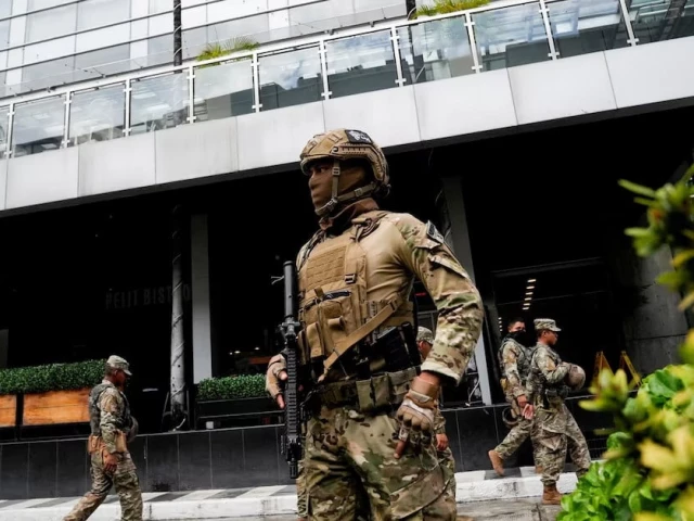 members of panama s national aeronaval service police senan stand outside the hotel where migrants from asia and the middle east are housed after being deported to panama as part of an agreement between the administration of u s president donald trump and the central american nation in panama city panama february 18 2025 photo reuters members of panama s national aeronaval service police senan stand outside the hotel where migrants from asia and the middle east are housed after being deported to panama as part of an agreement between the administration of u s president donald trump and the central american nation in panama city panama february 18 2025 photo reuters