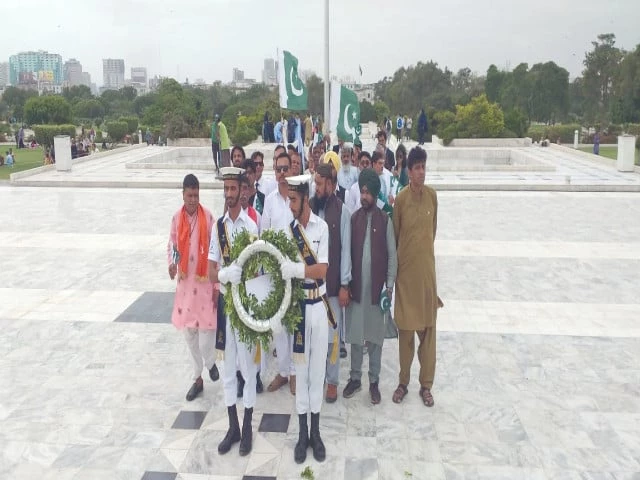 leaders from christian sikh hindu and other minority communities gathered at mazar i quaid as part of independence day celebrations the ceremony featured floral tributes national slogans and emotional vows to defend the country at all costs photo express leaders from christian sikh hindu and other minority communities gathered at mazar i quaid as part of independence day celebrations the ceremony featured floral tributes national slogans and emotional vows to defend the country at all costs photo express