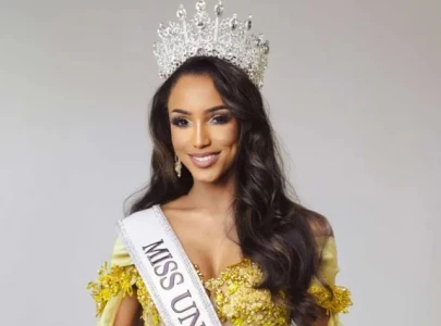 miss jamaica s condition worsens as doctors keep her in icu after miss universe fall miss jamaica s condition worsens as doctors keep her in icu after miss universe fall