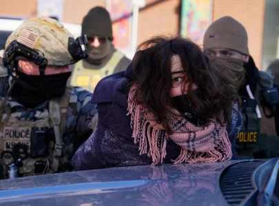 federal us immigration agents fatally shoot second person in minneapolis