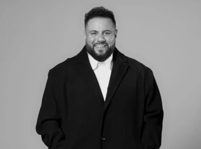 palestinian american comedian mo amer to host 86th peabody awards