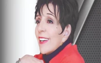 liza minnelli says she still talks to judy garland every day
