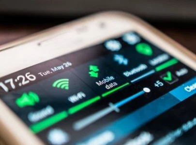 how pakistan s costly mobile data is changing the way we watch youtube how pakistan s costly mobile data is changing the way we watch youtube