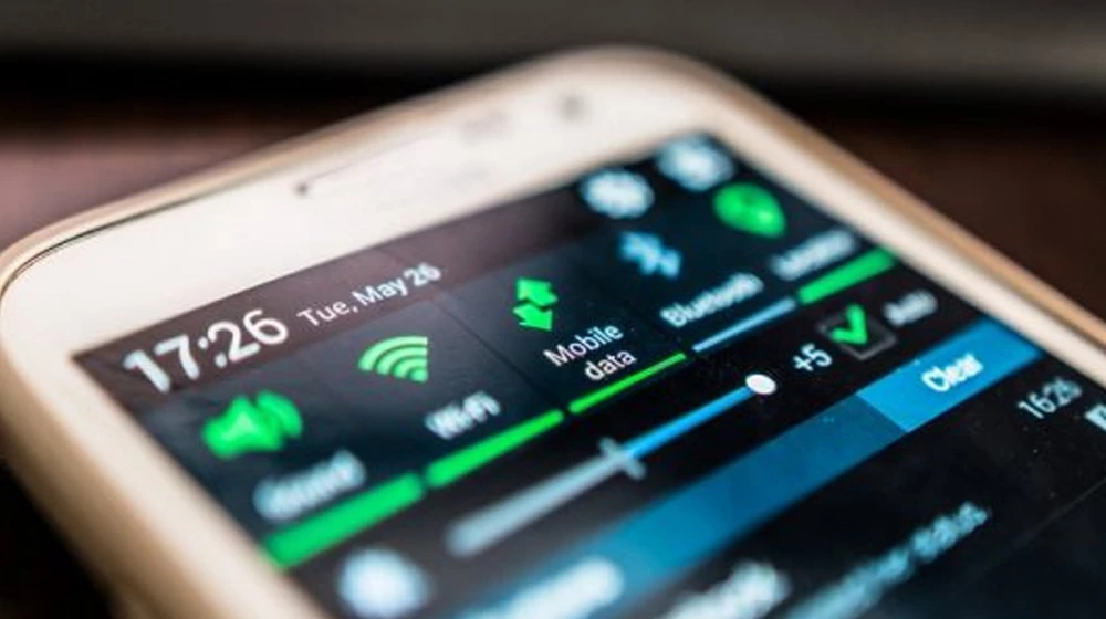 how pakistan s costly mobile data is changing the way we watch youtube