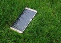 the employee is believed to have lost the smartphone at an airport in shanghai on november 3 while taking items out of carry on luggage during a security check kyodo said citing unnamed sources photo pixabay