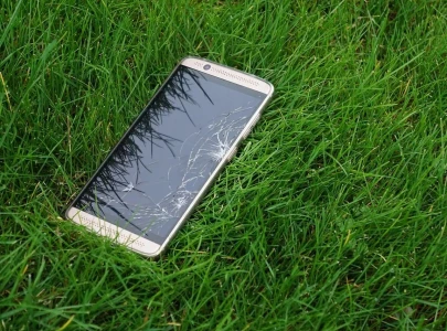 japan nuclear official loses phone with confidential data in china