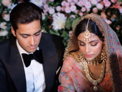 in pictures junaid safdar ayesha saif khan s grand nikkah ceremony in pictures junaid safdar ayesha saif khan s grand nikkah ceremony