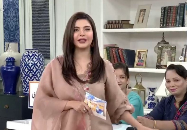 nida yasir under fire for inviting saas bahu drama to morning show for ratings nida yasir under fire for inviting saas bahu drama to morning show for ratings