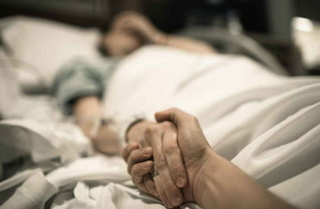 our lives may actually flash before our eyes as we die claim scientists