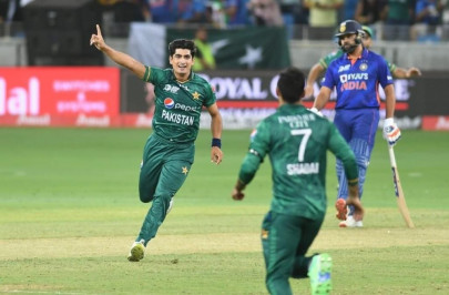 until we meet again celebs including ushna asim cheer men in green as pakistan loses to india