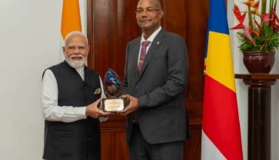 indian prime minister narendra modi receives the guardian of the blue horizon award from seychelles president patrick herminie along with a trophy and certificate at the weekend photo state house office of the president of the republic of seychelles