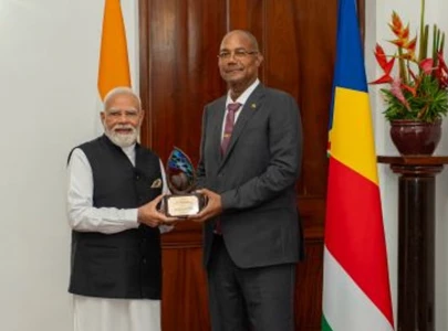 opposition congress slams modi over seychelles award controversy questions authenticity opposition congress slams modi over seychelles award controversy questions authenticity
