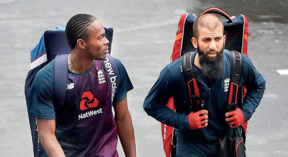england cricketers support moeen ali after disgusting isis comment