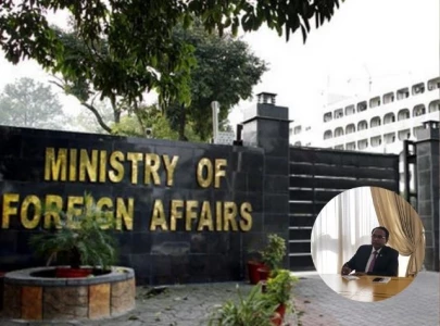 pakistan s foreign office responds after envoy denied entry to us