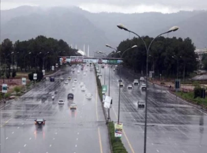 hailstorms heavy rain batter islamabad hailstorms heavy rain batter islamabad