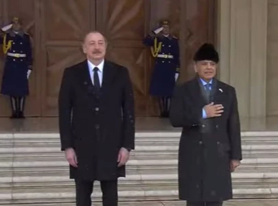 pm given guard of honour at azerbaijan presidential palace
