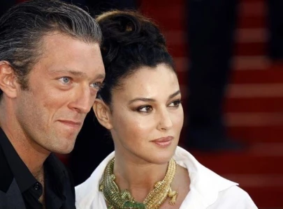 monica bellucci and vincent cassel s 19 year old daughter deva stuns at paris fashion week monica bellucci and vincent cassel s 19 year old daughter deva stuns at paris fashion week