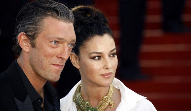 monica bellucci and vincent cassel s 19 year old daughter deva stuns at paris fashion week monica bellucci and vincent cassel s 19 year old daughter deva stuns at paris fashion week