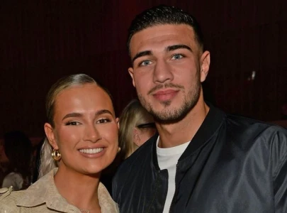 tommy fury denies cheating allegations following breakup with love island star molly mae hague