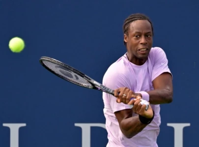 another injury blow for monfils as he retires in miami another injury blow for monfils as he retires in miami