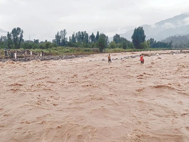 Sindh mobilises rescue, health teams as heavy monsoon spell threatens province